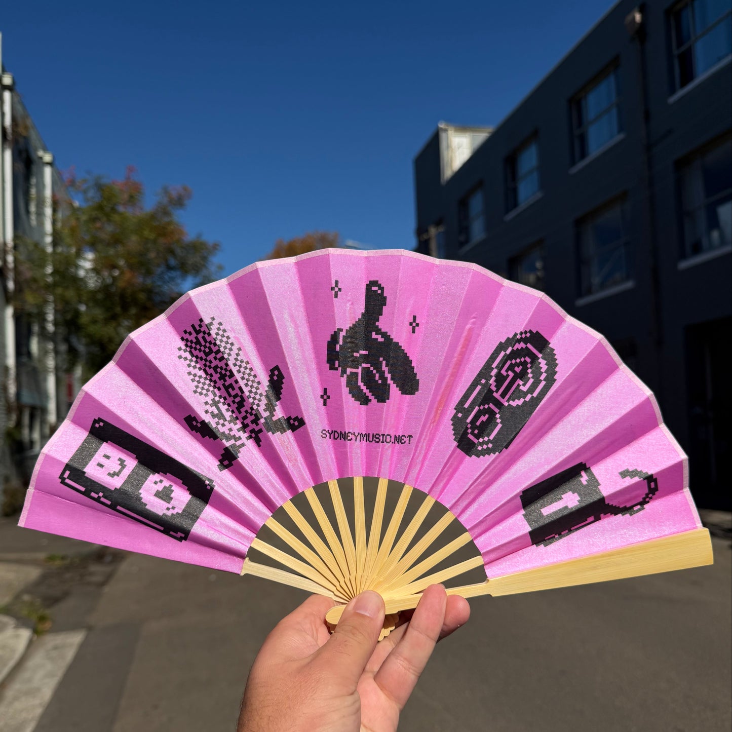 Hot Shows In Your Area fan